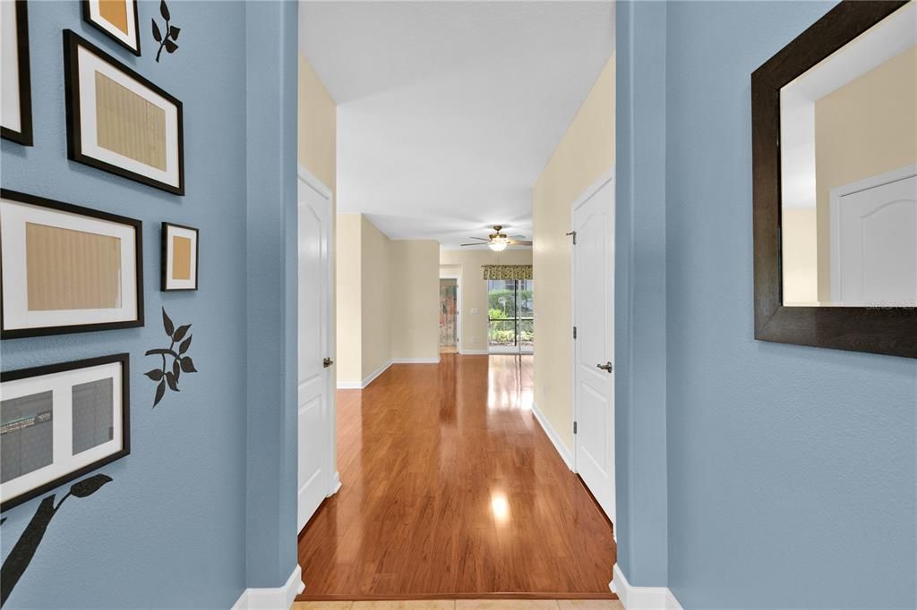 For Sale: $384,900 (3 beds, 2 baths, 1672 Square Feet)