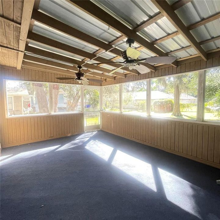 待售: $349,000 (2 贝兹, 1 浴室, 1448 平方英尺)