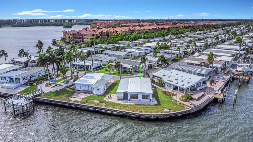 На продажу: $369,000 (2 спален, 2 ванн, 1080 Квадратных фут)