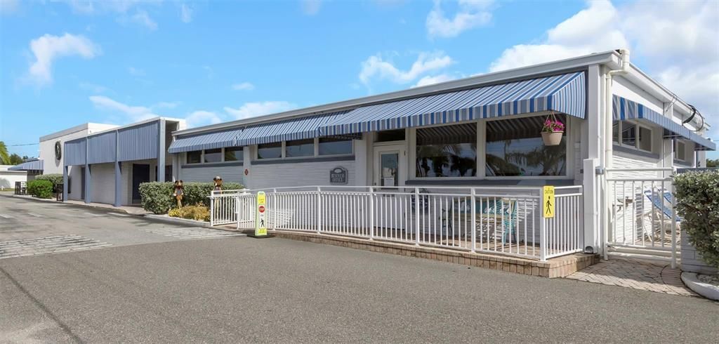 На продажу: $369,000 (2 спален, 2 ванн, 1080 Квадратных фут)