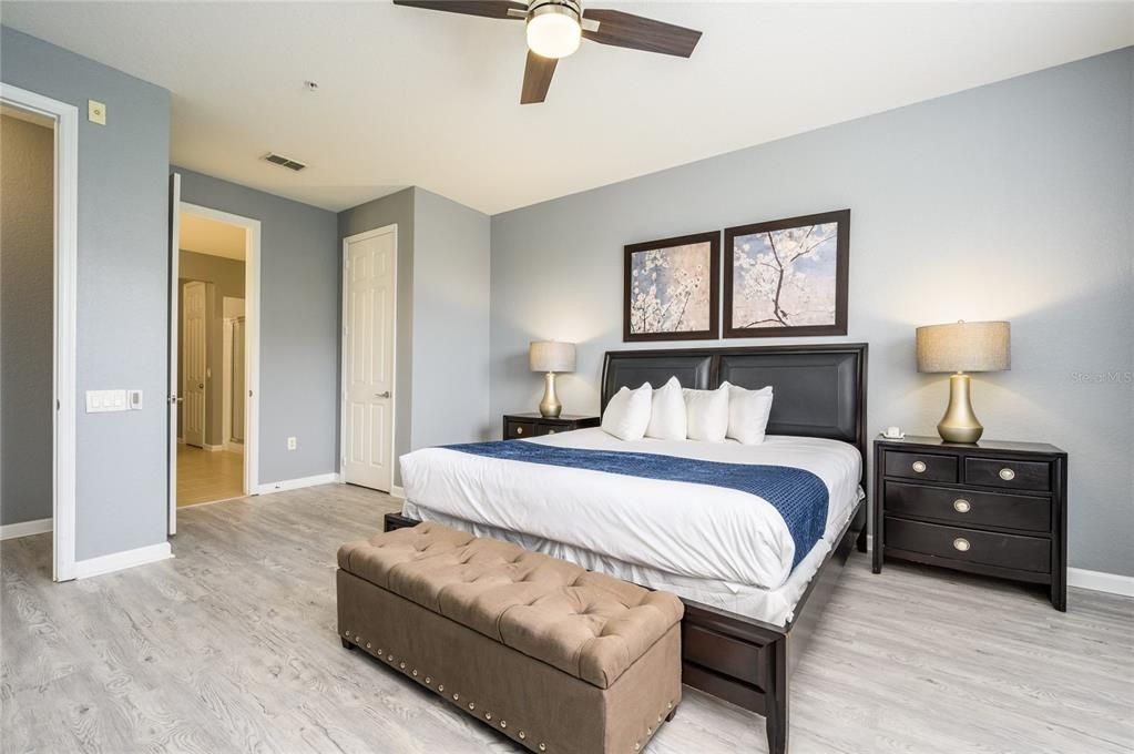 For Sale: $609,000 (2 beds, 2 baths, 1823 Square Feet)