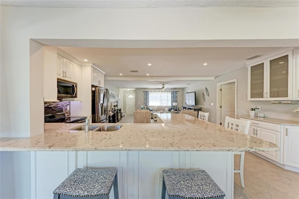 For Sale: $950,000 (4 beds, 3 baths, 2358 Square Feet)