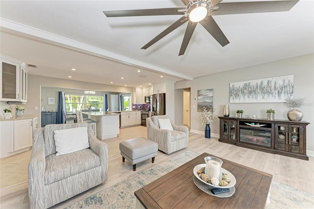 For Sale: $950,000 (4 beds, 3 baths, 2358 Square Feet)