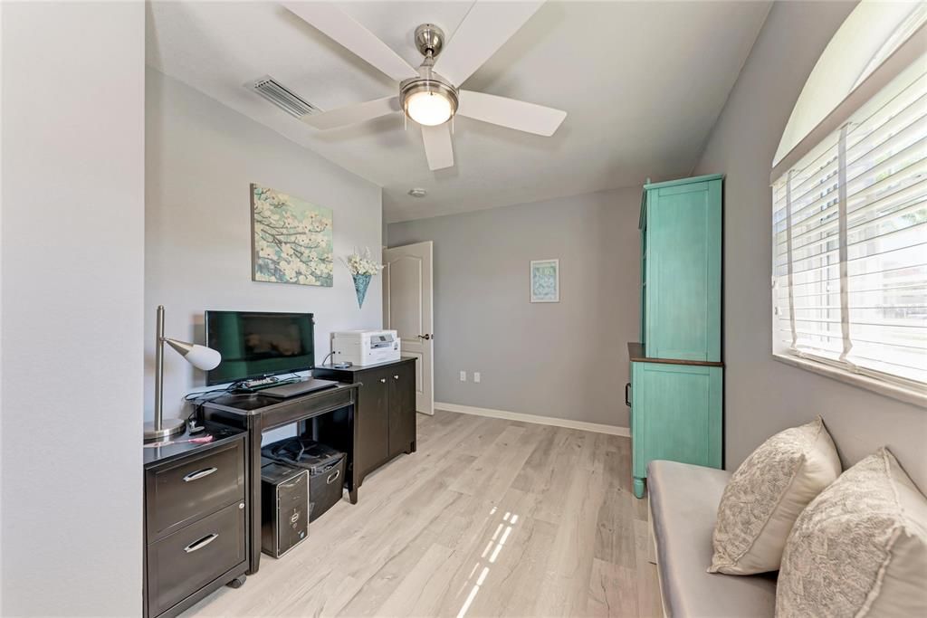 For Sale: $950,000 (4 beds, 3 baths, 2358 Square Feet)