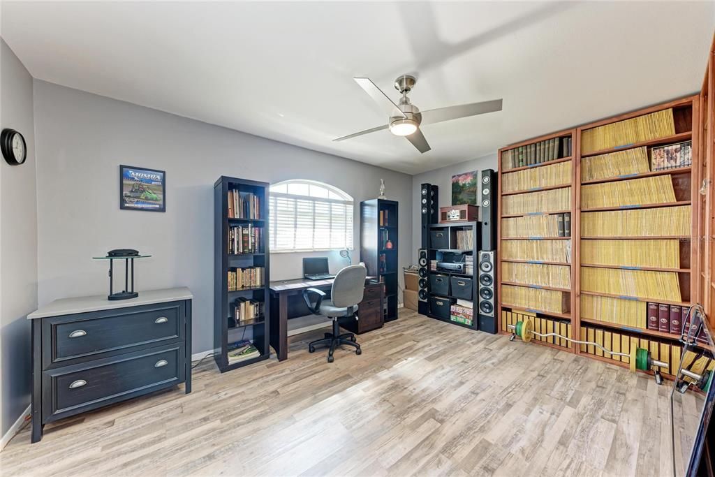 For Sale: $950,000 (4 beds, 3 baths, 2358 Square Feet)