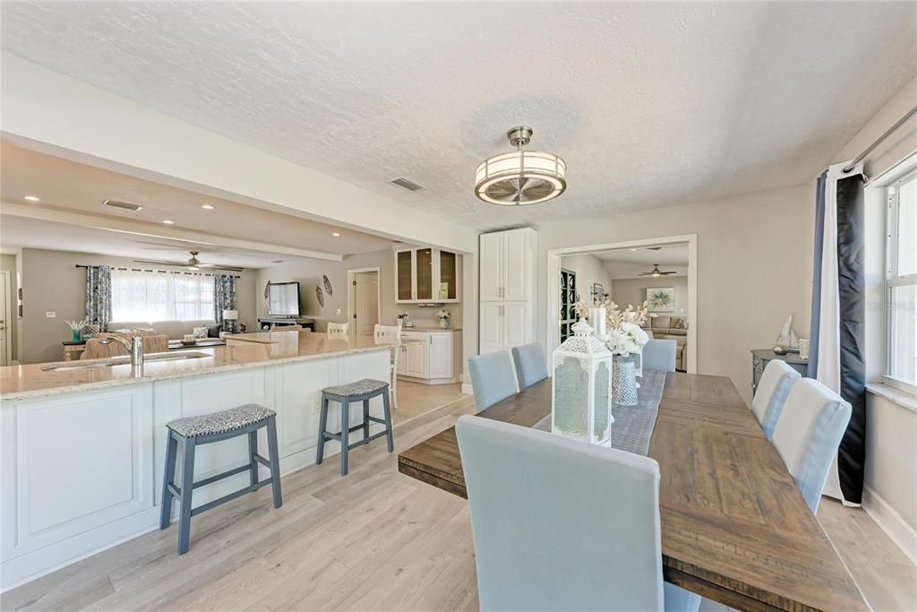 For Sale: $950,000 (4 beds, 3 baths, 2358 Square Feet)