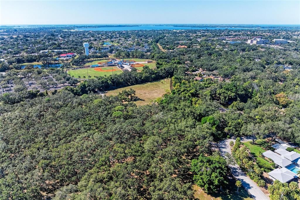 For Sale: $950,000 (4 beds, 3 baths, 2358 Square Feet)