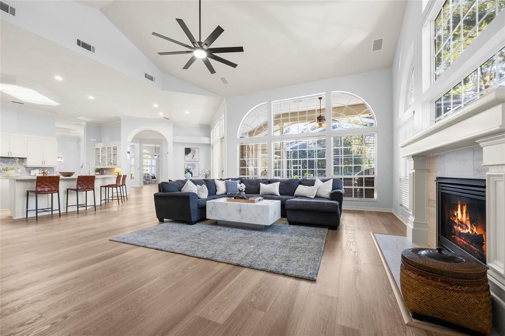 待售: $1,400,000 (4 贝兹, 4 浴室, 4903 平方英尺)