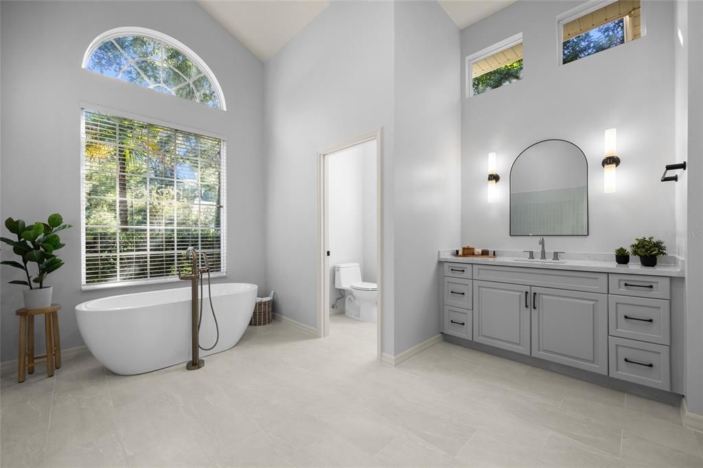 待售: $1,400,000 (4 贝兹, 4 浴室, 4903 平方英尺)