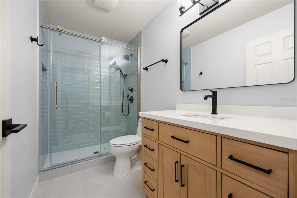 待售: $1,400,000 (4 贝兹, 4 浴室, 4903 平方英尺)