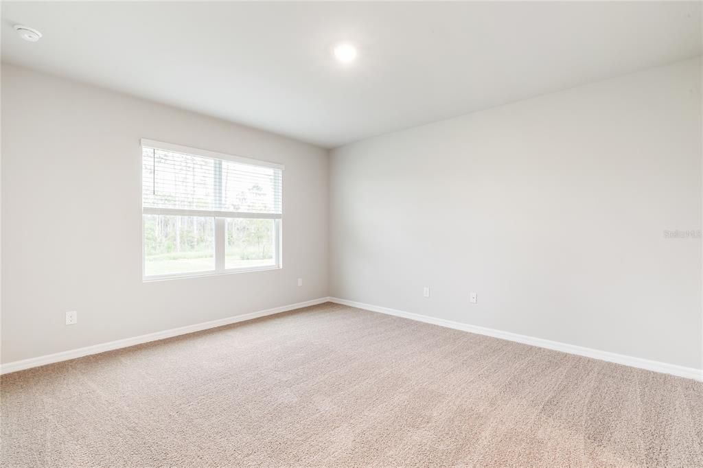 На продажу: $324,625 (3 спален, 2 ванн, 1672 Квадратных фут)