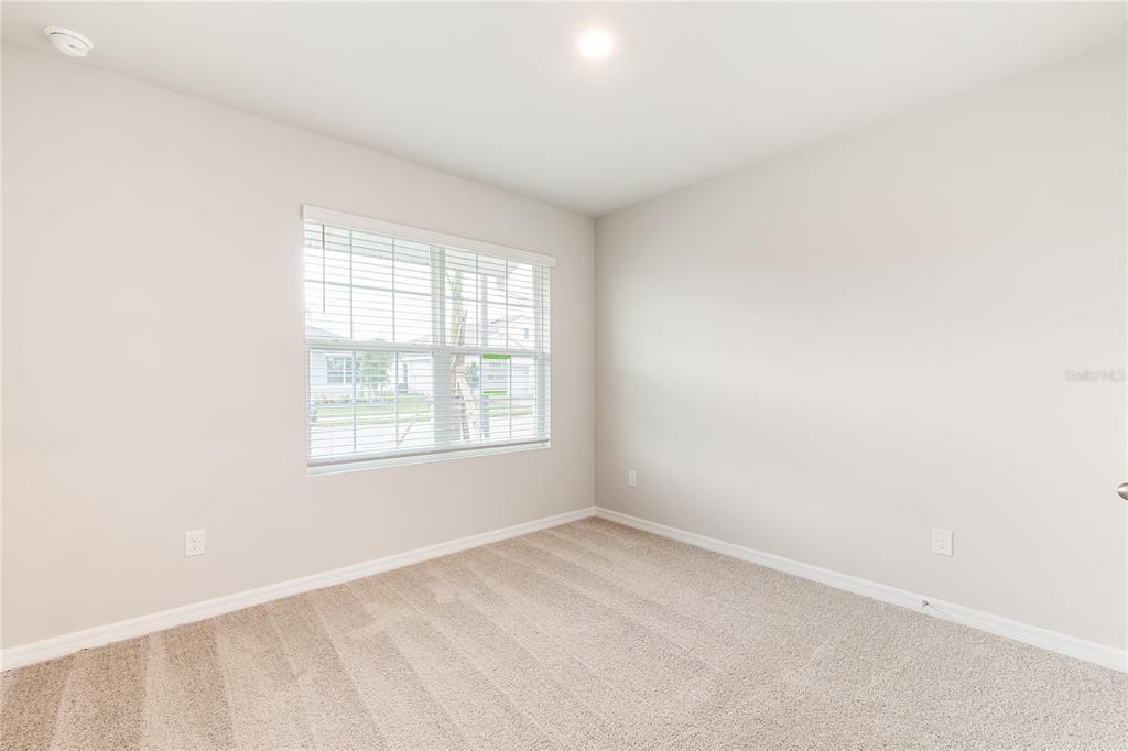 На продажу: $324,625 (3 спален, 2 ванн, 1672 Квадратных фут)