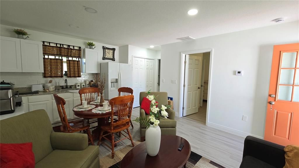 En Renta: $1,500 (1 camas, 1 baños, 320 Pies cuadrados)