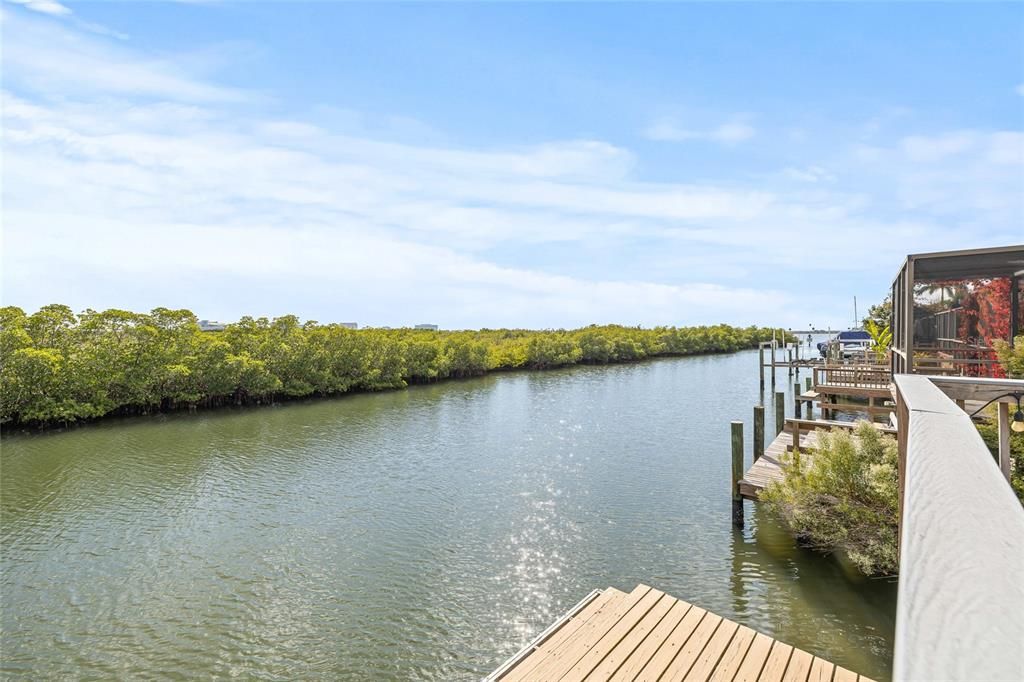 For Sale: $399,000 (3 beds, 2 baths, 2153 Square Feet)