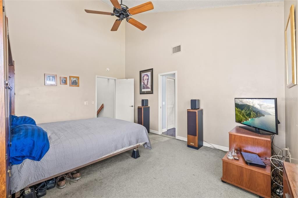 For Sale: $399,000 (3 beds, 2 baths, 2153 Square Feet)