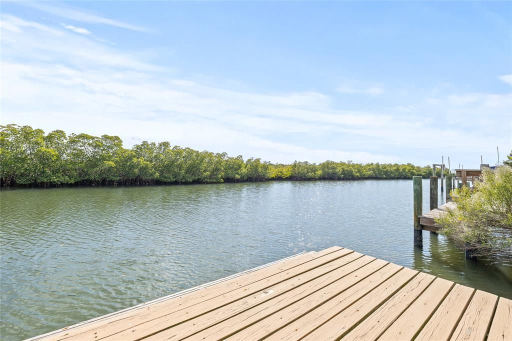 For Sale: $399,000 (3 beds, 2 baths, 2153 Square Feet)