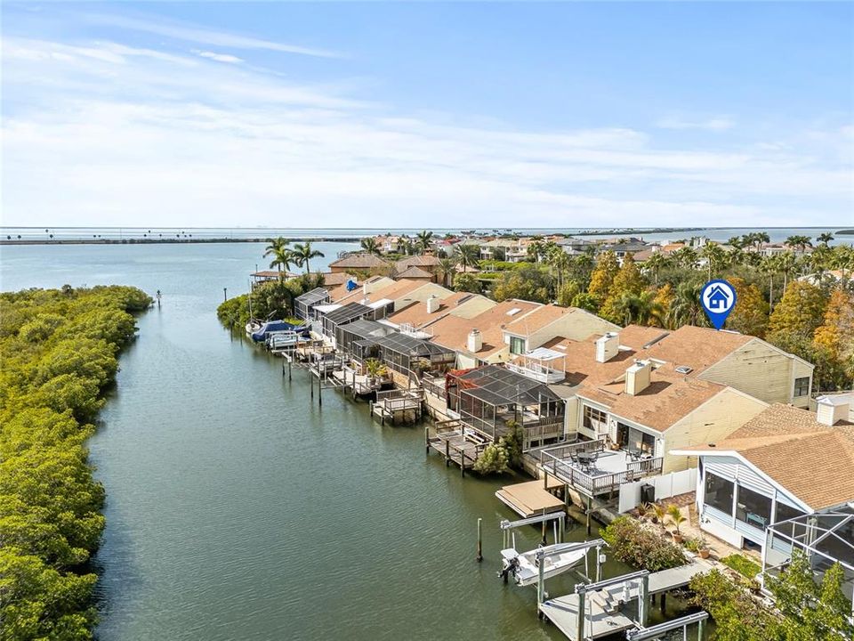 For Sale: $399,000 (3 beds, 2 baths, 2153 Square Feet)