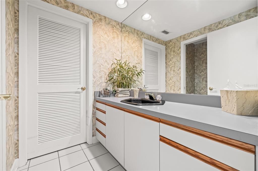 For Sale: $399,000 (3 beds, 2 baths, 2153 Square Feet)