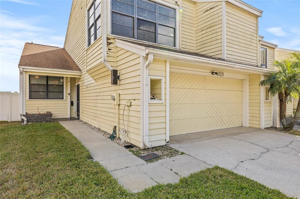 For Sale: $399,000 (3 beds, 2 baths, 2153 Square Feet)