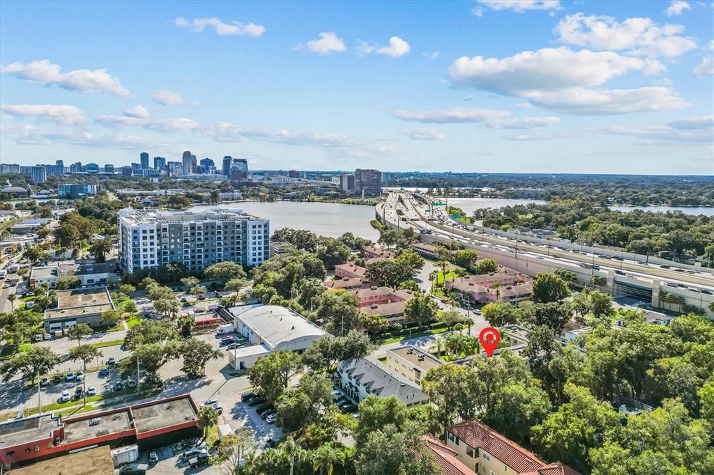 For Sale: $199,998 (2 beds, 1 baths, 594 Square Feet)