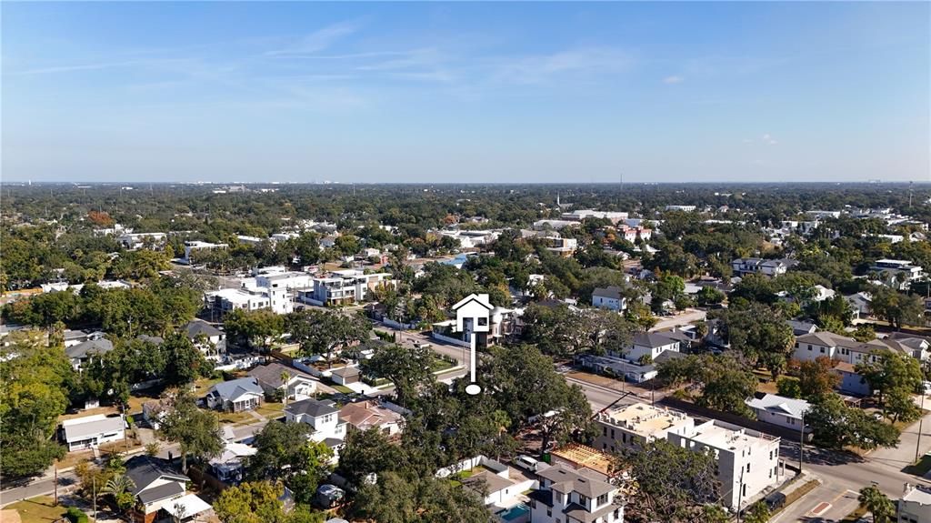 For Sale: $699,995 (3 beds, 2 baths, 2552 Square Feet)