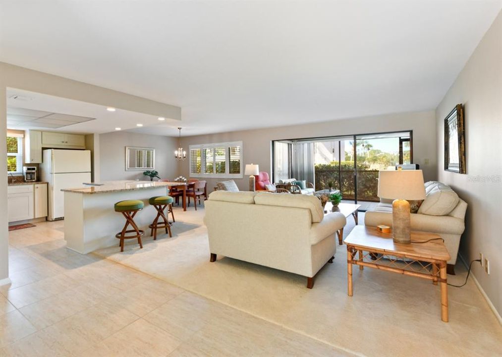 待售: $259,000 (2 贝兹, 2 浴室, 1516 平方英尺)