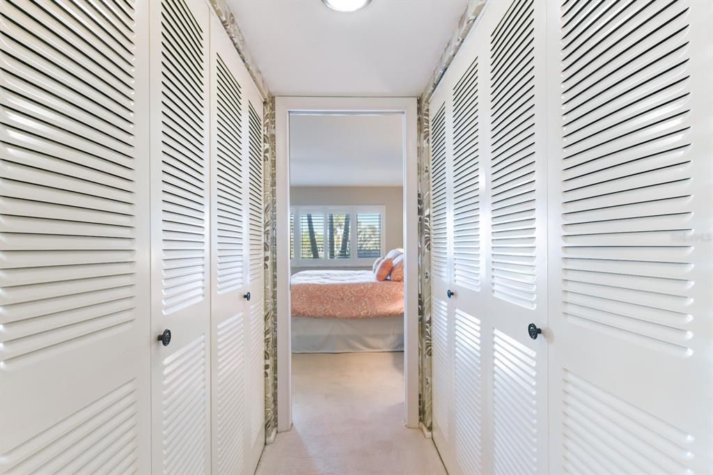 待售: $259,000 (2 贝兹, 2 浴室, 1516 平方英尺)