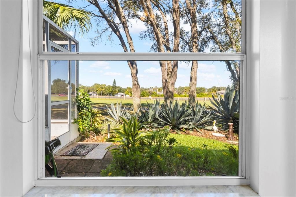 На продажу: $289,999 (3 спален, 2 ванн, 2119 Квадратных фут)