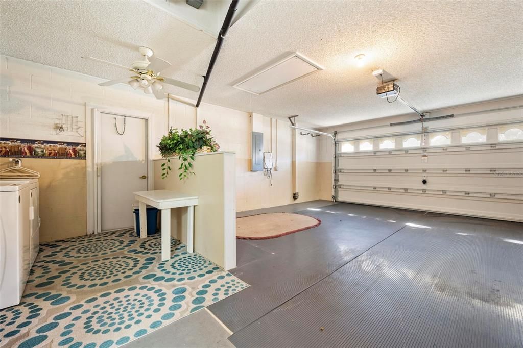 На продажу: $289,999 (3 спален, 2 ванн, 2119 Квадратных фут)