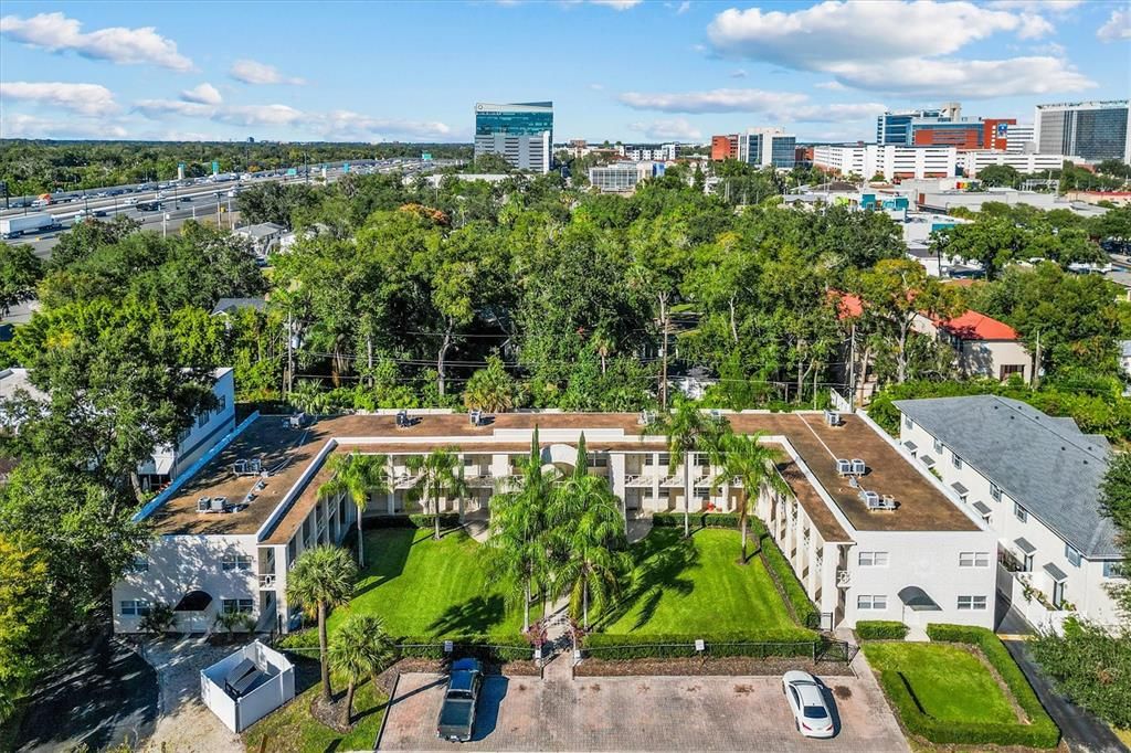 For Sale: $199,998 (2 beds, 1 baths, 572 Square Feet)