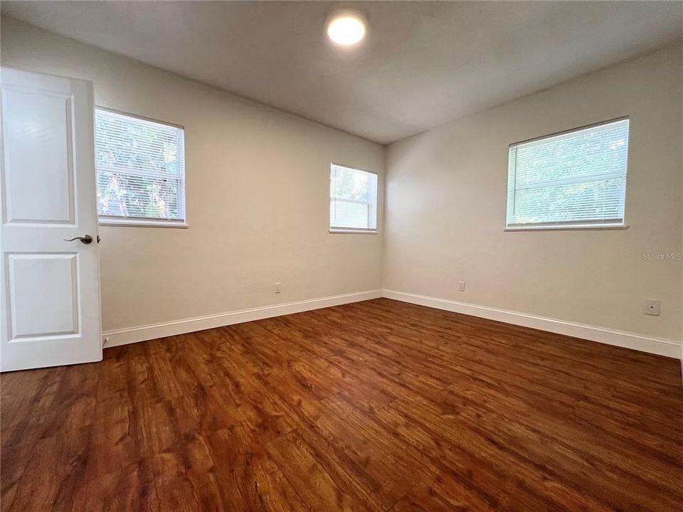 В аренду: $3,000 (3 спален, 2 ванн, 1560 Квадратных фут)