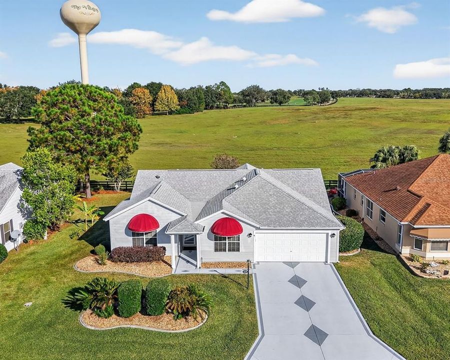 Activo con contrato: $369,900 (3 camas, 2 baños, 1677 Pies cuadrados)