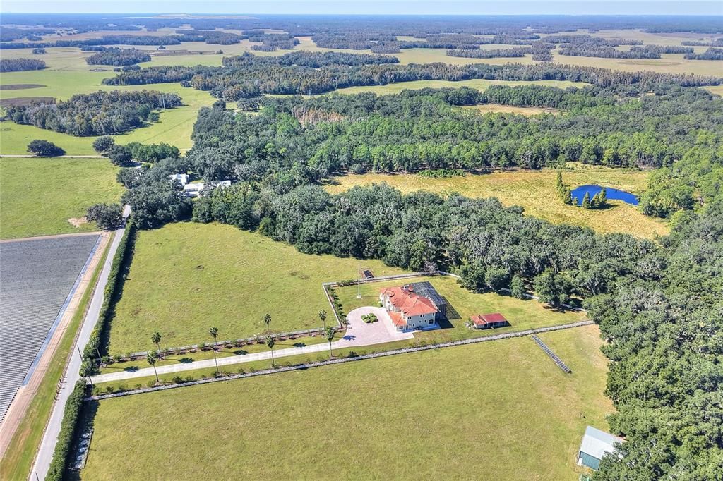 For Sale: $3,500,000 (5 beds, 5 baths, 6271 Square Feet)