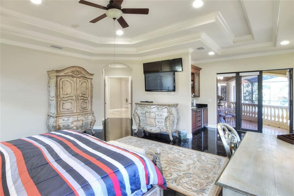 For Sale: $3,500,000 (5 beds, 5 baths, 6271 Square Feet)