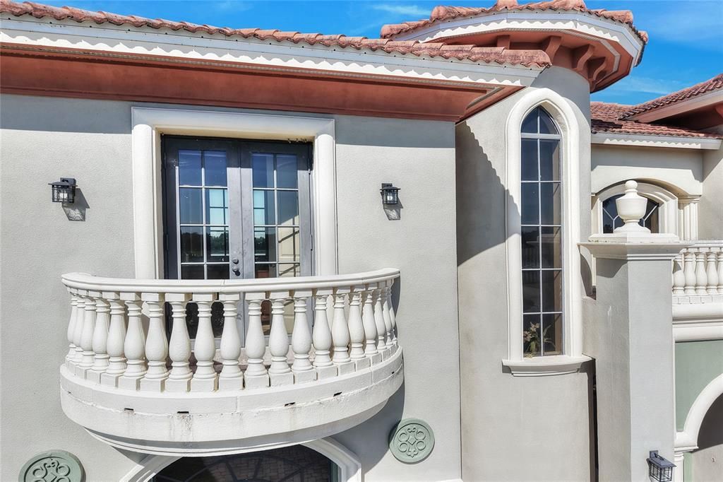For Sale: $3,500,000 (5 beds, 5 baths, 6271 Square Feet)