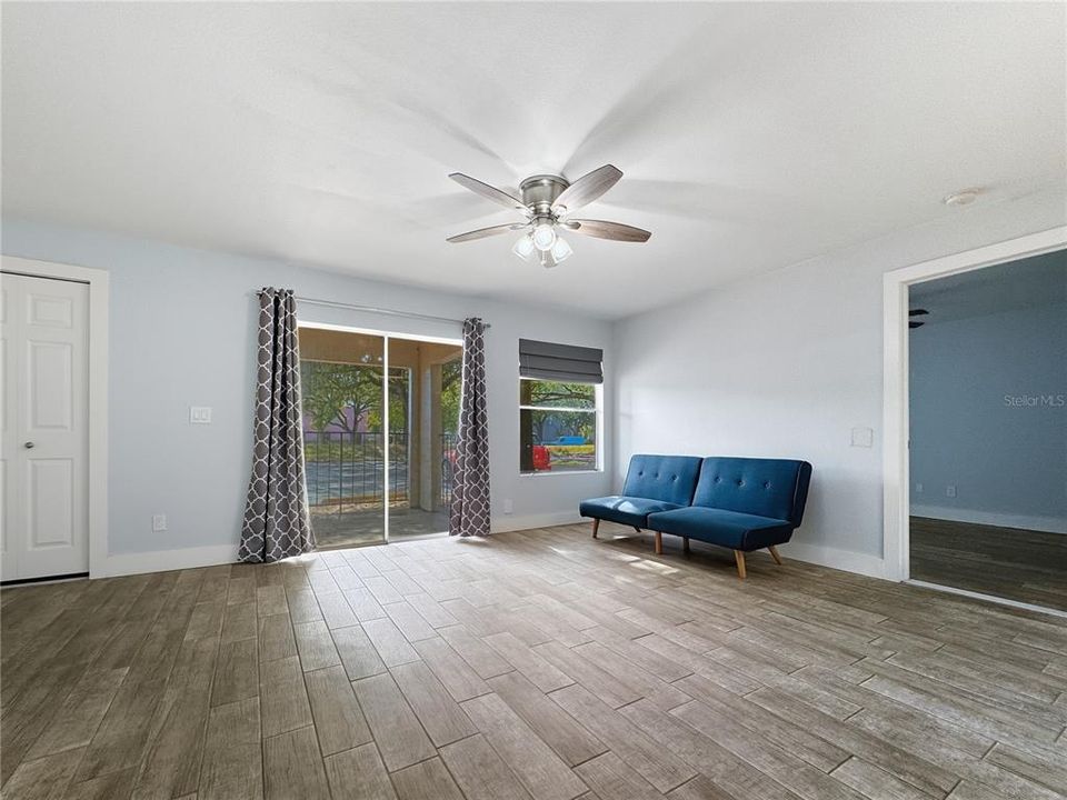 En Venta: $139,000 (2 camas, 2 baños, 956 Pies cuadrados)