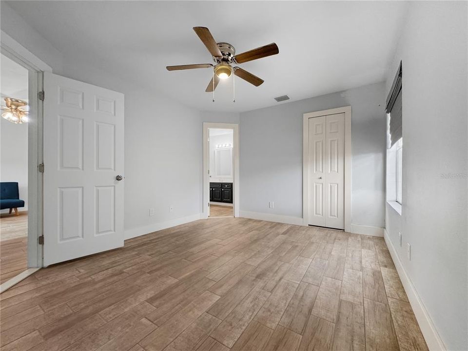 En Venta: $139,000 (2 camas, 2 baños, 956 Pies cuadrados)