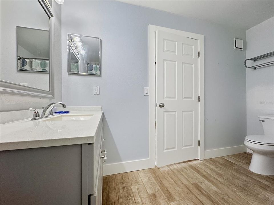 En Venta: $139,000 (2 camas, 2 baños, 956 Pies cuadrados)