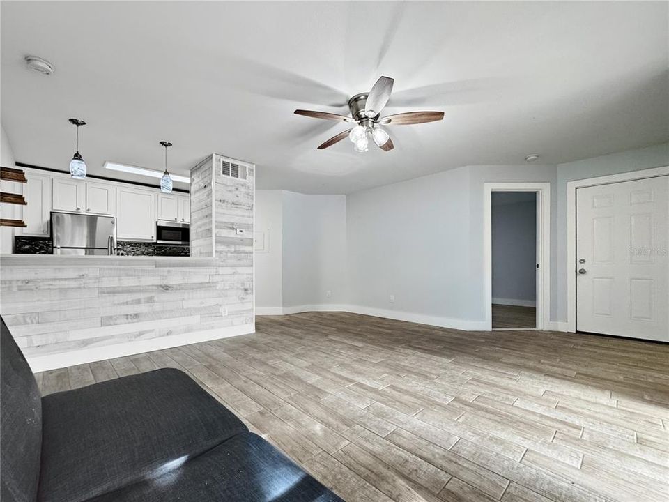 En Venta: $139,000 (2 camas, 2 baños, 956 Pies cuadrados)