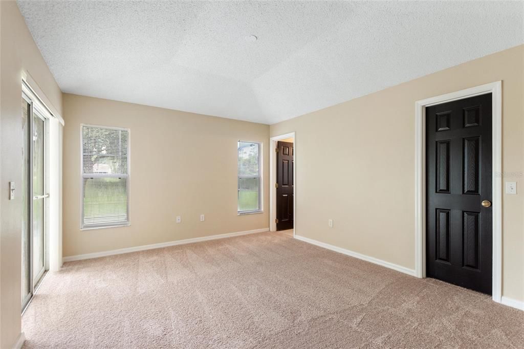 出租: $2,100 (4 贝兹, 2 浴室, 1582 平方英尺)