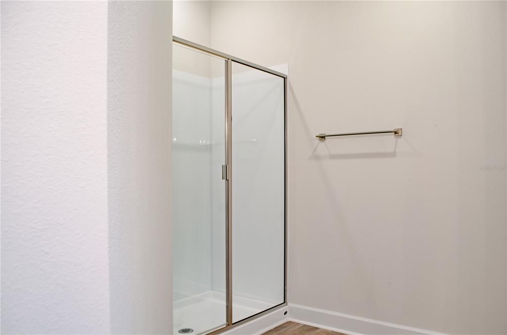 For Sale: $347,800 (4 beds, 2 baths, 1820 Square Feet)