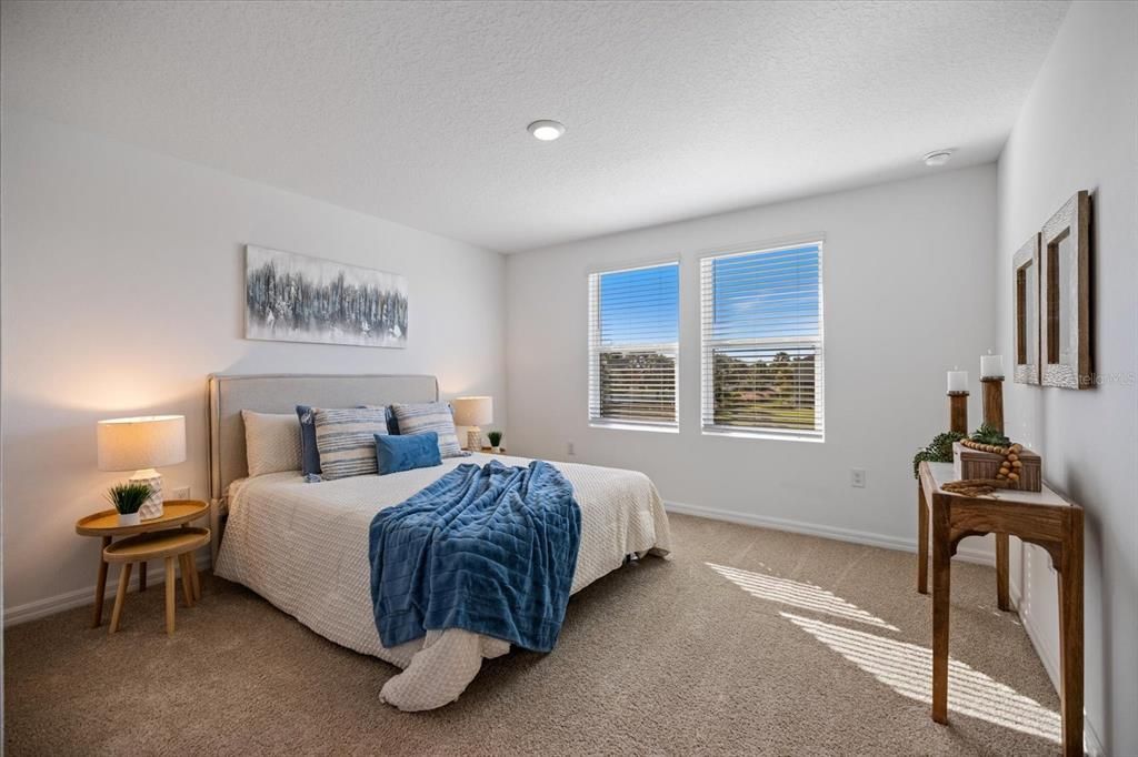 待售: $329,000 (3 贝兹, 2 浴室, 1373 平方英尺)