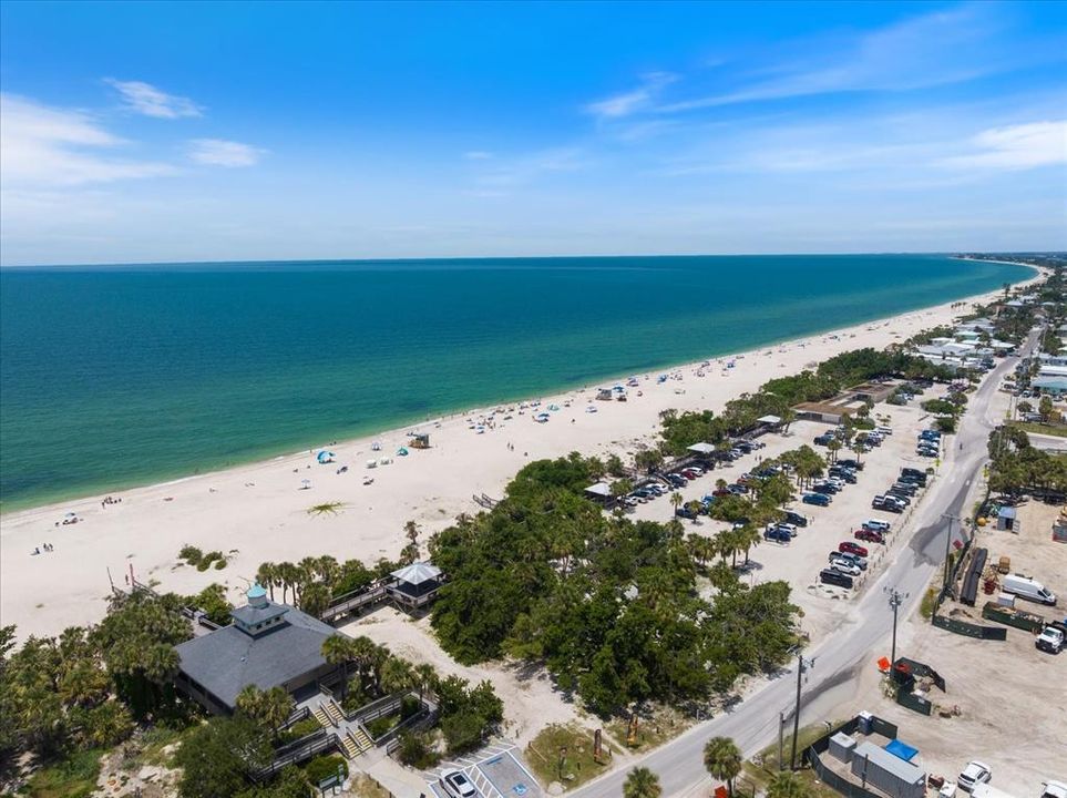 待售: $329,000 (3 贝兹, 2 浴室, 1373 平方英尺)