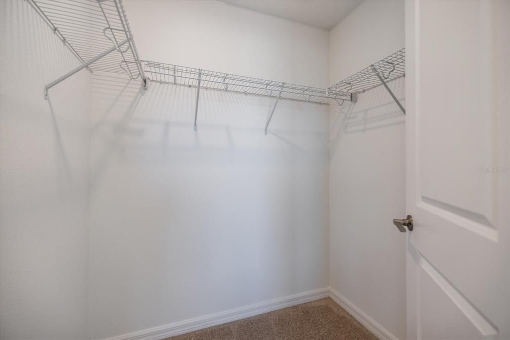 待售: $329,000 (3 贝兹, 2 浴室, 1373 平方英尺)