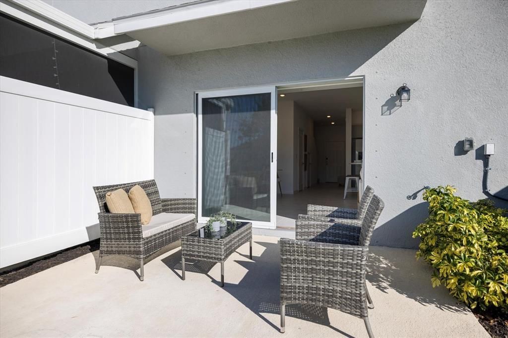 待售: $329,000 (3 贝兹, 2 浴室, 1373 平方英尺)