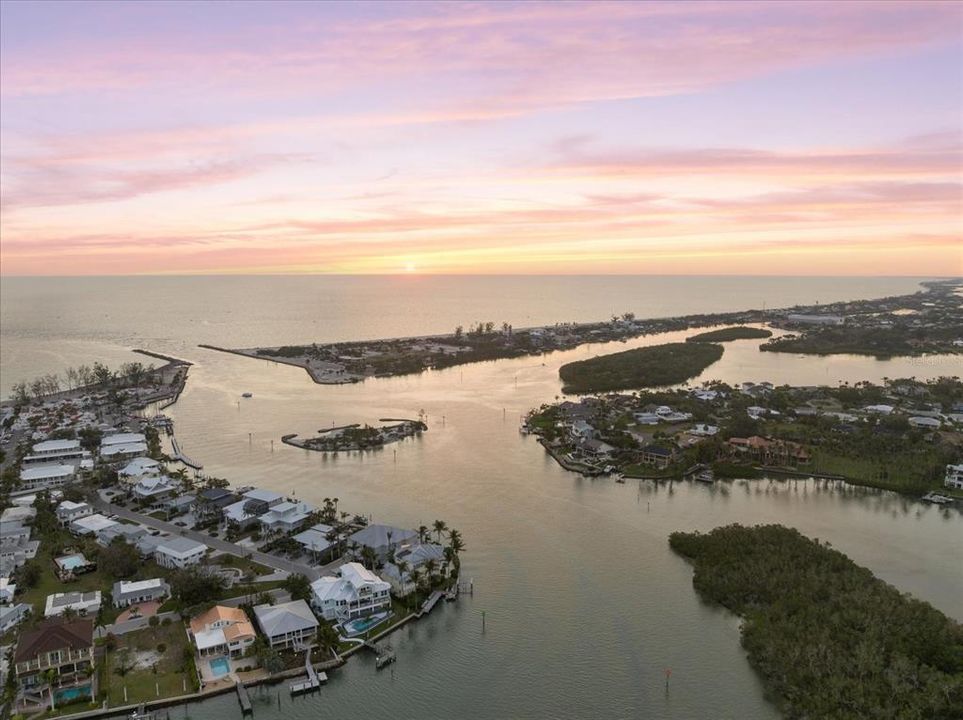 待售: $329,000 (3 贝兹, 2 浴室, 1373 平方英尺)