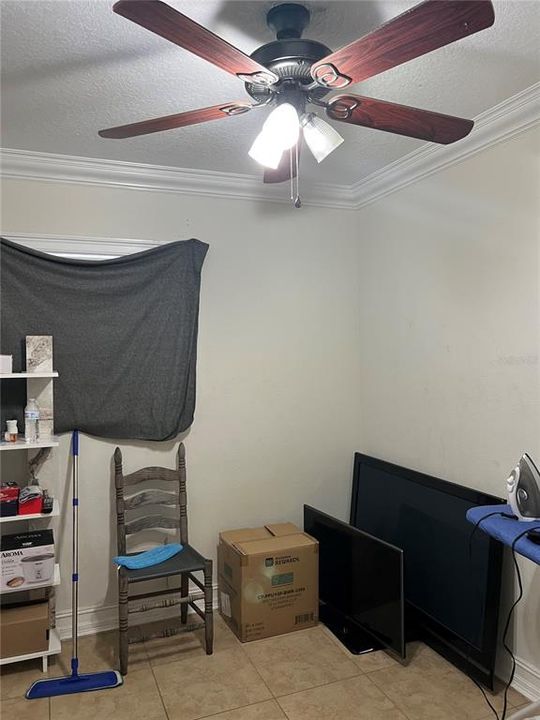 En Venta: $350,000 (4 camas, 0 baños, 1348 Pies cuadrados)