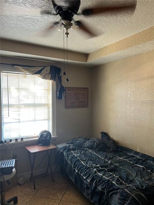 En Venta: $350,000 (4 camas, 0 baños, 1348 Pies cuadrados)