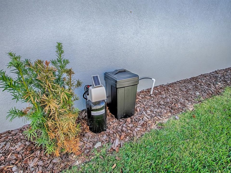 Active With Contract: $639,900 (4 beds, 3 baths, 2911 Square Feet)