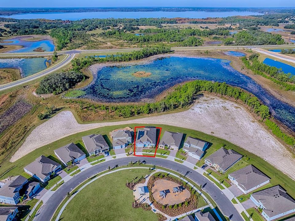 Active With Contract: $639,900 (4 beds, 3 baths, 2911 Square Feet)